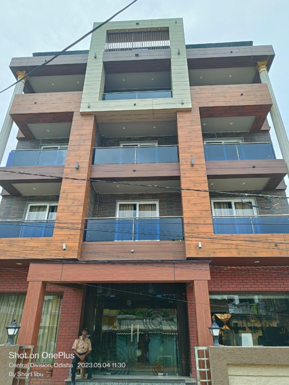 Hotel Kuber Palace ! Puri Near-Sea-Beach-And-Temple Fully-Air-Conditioned-Hotel With-Lift-And-Parking-Facility Buitenkant foto